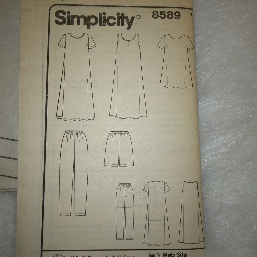 SIMPLICITY 8589 Sz 12-14-16 MATERNITY Dress top jumper pant shorts